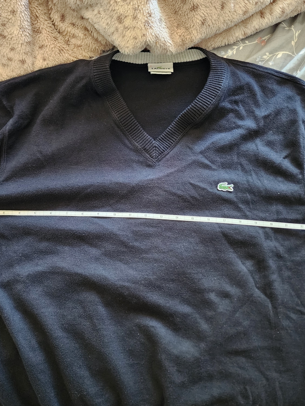 Lacoste Men's Black V-Neck Cotton Sweater - Picture 8 of 8